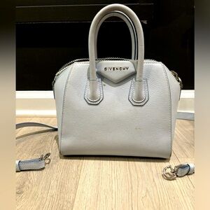 Givenchy baby blue Antigona Bag Leather.